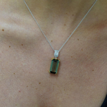 10.52 Carat Forest Green Tourmaline Emerald Cut 18K Gold Pendant Necklace – Assay Jewelers