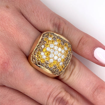 Bague dôme à anneau ouvert en or 14K, diamants naturels multicolores et saphirs en grappe – Assay Jewelers