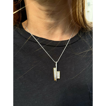 Pendentif Art déco en or 18k avec diamant baguette naturel – Assay Jewelers