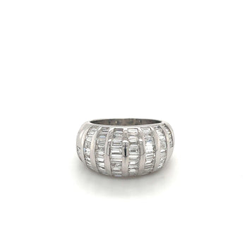 Bague dôme en or blanc 18 k avec cluster de diamants taille baguette – Assay Jewelers