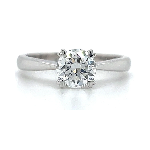 VS1 Lab Grown Diamond With Solitaire Engagement Ring