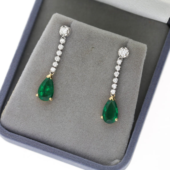 3.02 Carat Pear Vivid Green Emerald & Diamond 18K Gold Drop Earring