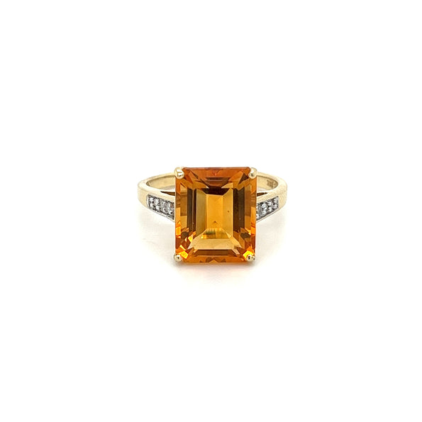 Bague en or jaune 14k avec citrine taille émeraude de 7 carats et diamants taille ronde