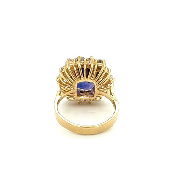 Bague halo en saphir bleu taille ovale de 7,15 carats et diamants en or jaune 14K – Assay Jewelers