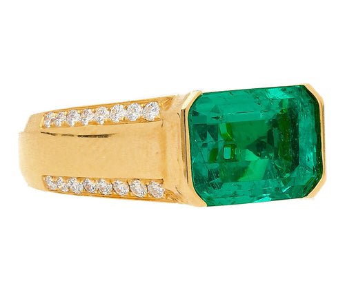 AGL Cert 5.21 Carat Colombian Emerald East-West 18K Gold Unisex Ring