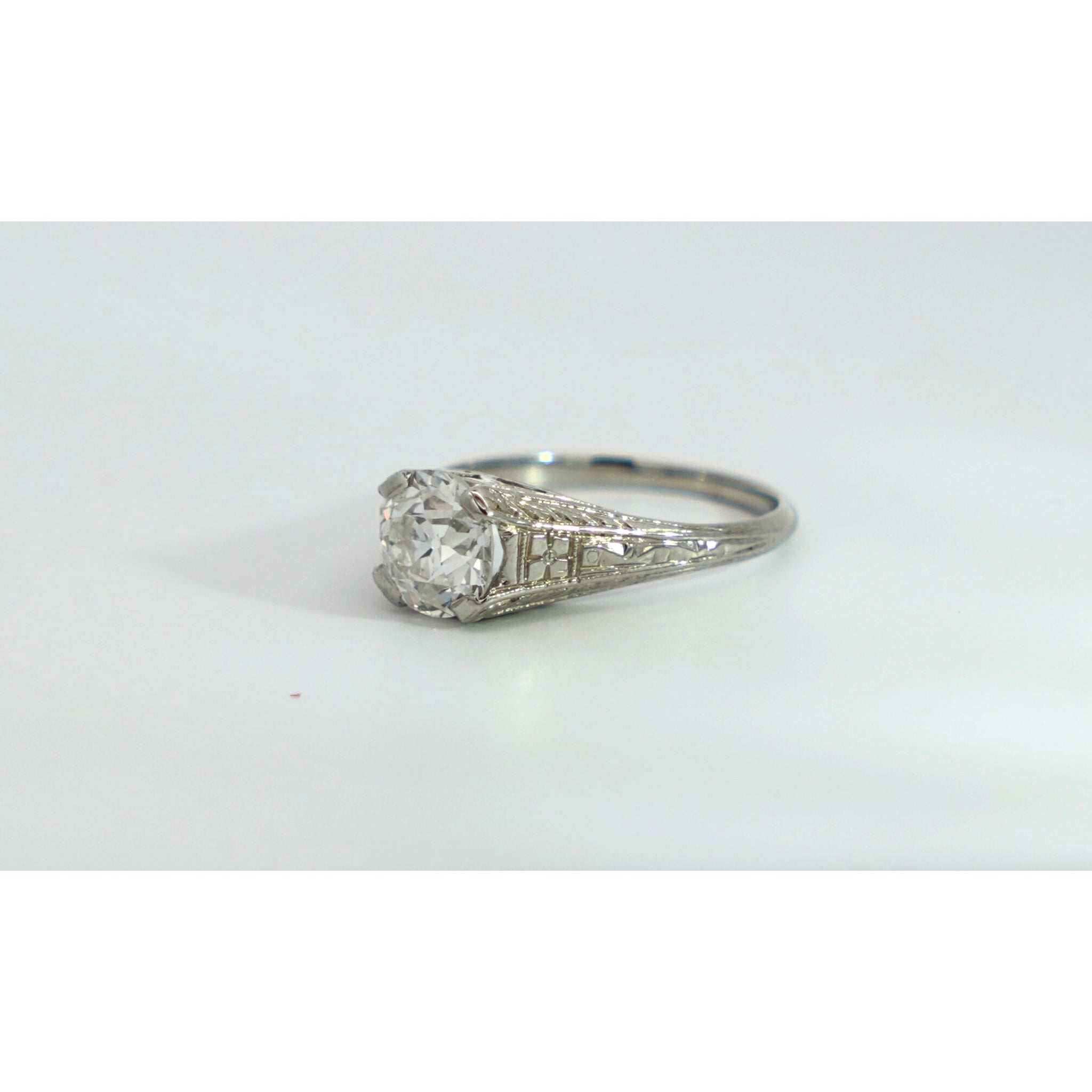 Art Deco Old European Cut Vintage Engagement Ring 1.69ct G/VVS1 GIA