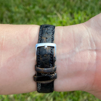 Montre-bracelet classique Bvlgari BB26 SGLD avec bracelet en cuir noir – Assay Jewelers