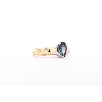 GIA Certified Brazilian Alexandrite 0.90 Carat Pear Cut Green-Purple in 18K Ring – Assay Jewelers