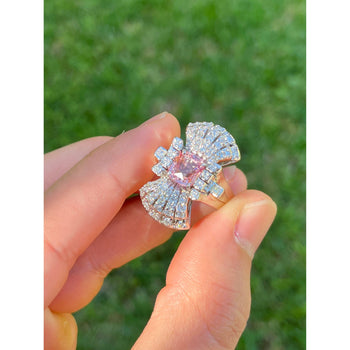 Bague verticale Anciens en or 18K avec saphir rose et diamant certifiée GIA – Assay Jewelers