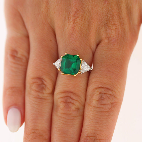 GRS Cert. 4.37 Carat Vivid Green Muzo Colombian Emerald Diamond 3 Stone Ring