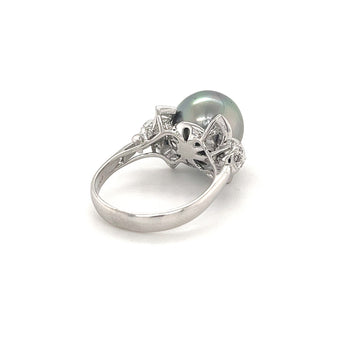 Pearl and Diamond Cocktail BowTie Style Ring in 18k White Gold – Assay Jewelers