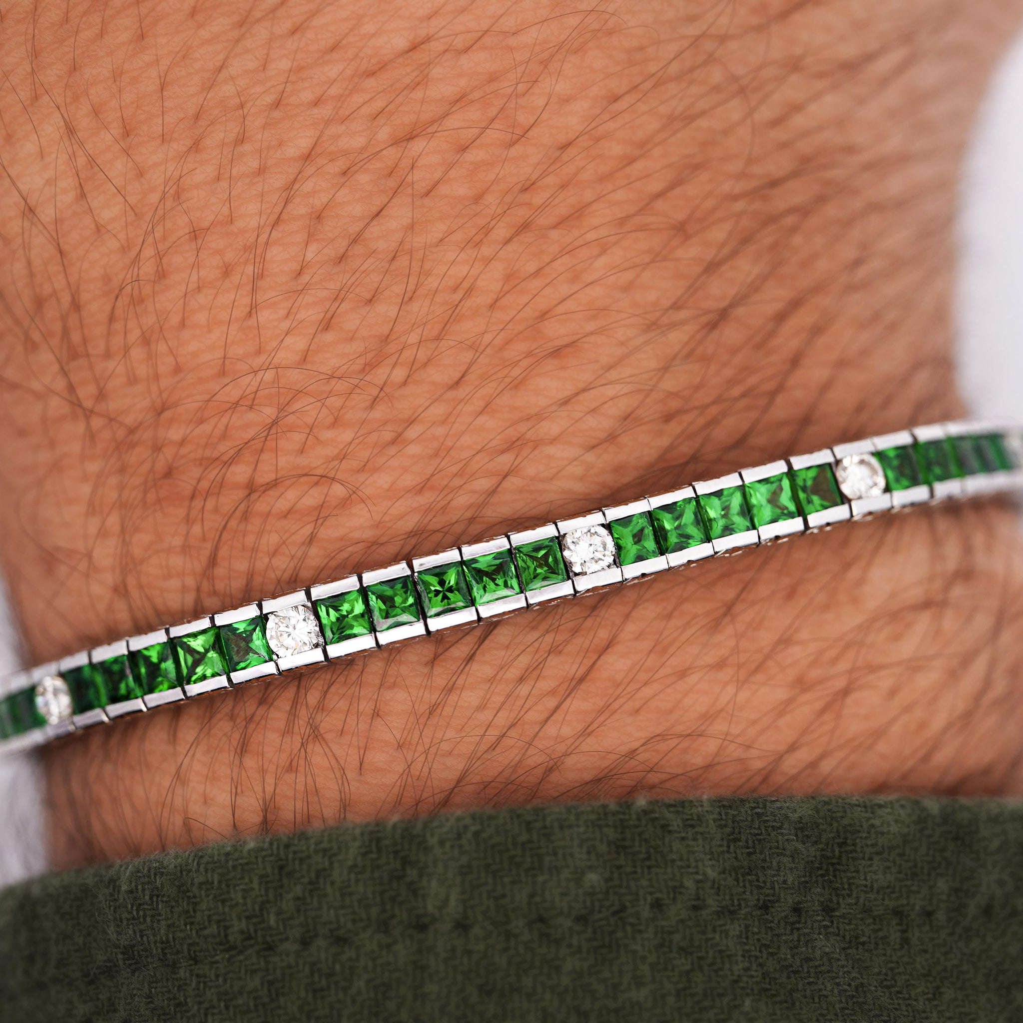 Vintage 11.5 Carat Tsavorite & Diamond Filigree Tennis Bracelet