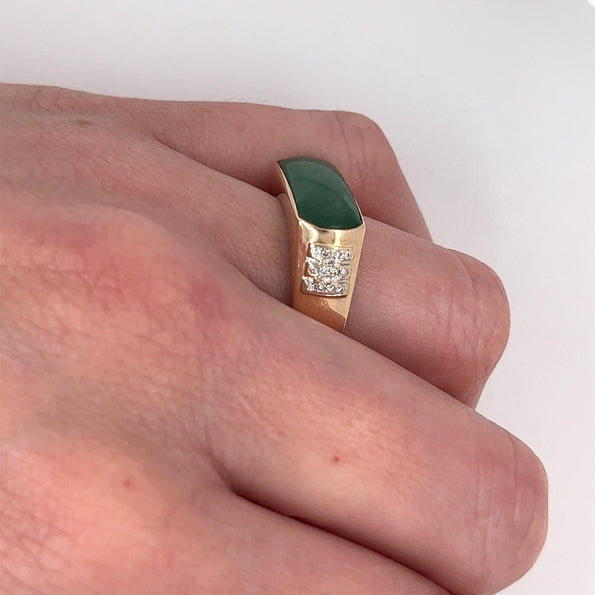Bague unisexe large horizontale de style Anciens en or jaune 18K, jadéite jade et diamants 0,20 CTW